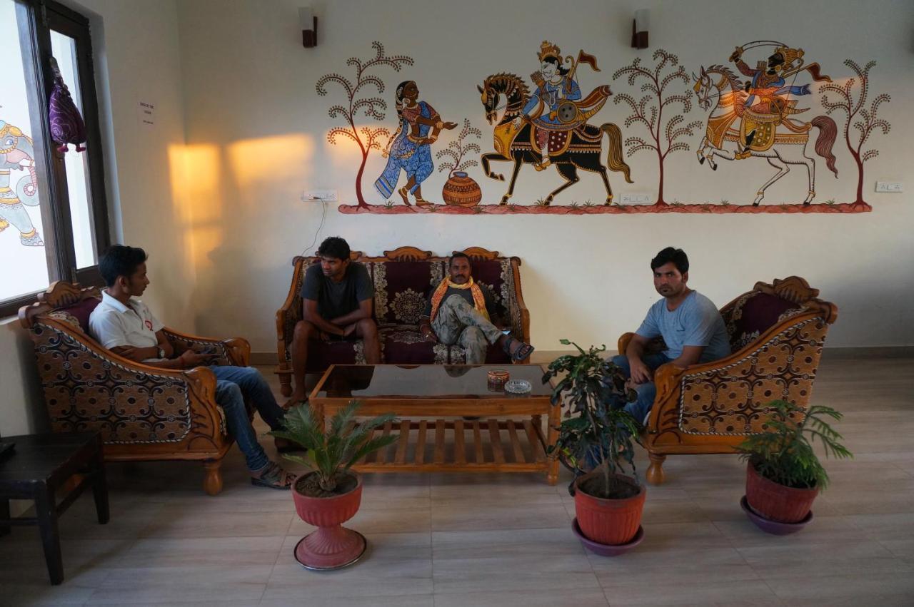 Hotel Ramayana Khajurāho Eksteriør bilde