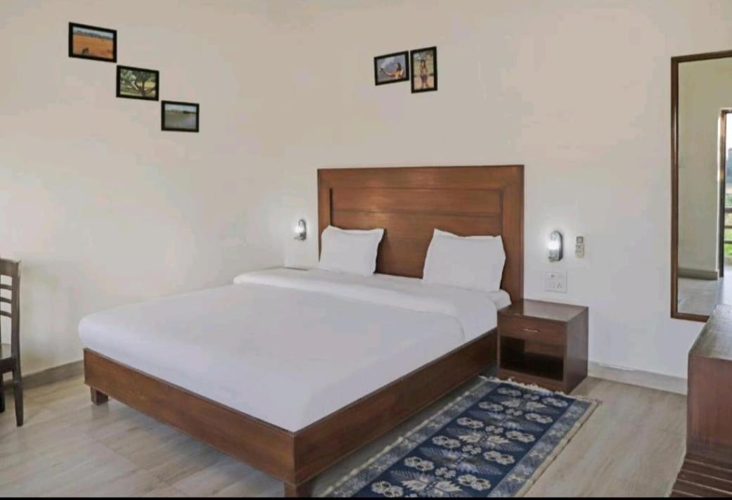 Hotel Ramayana Khajurāho Eksteriør bilde